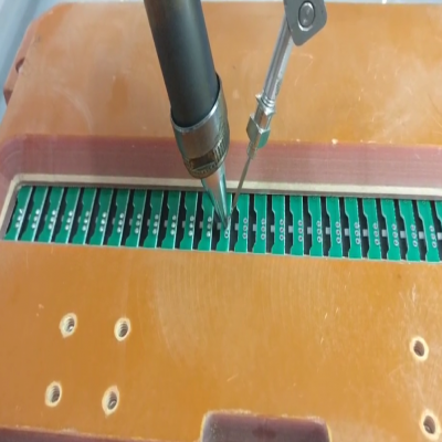 焊锡机焊锡视频