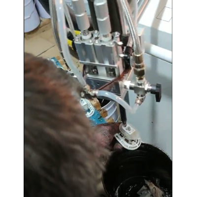 AB双液灌胶机在工业上的应用